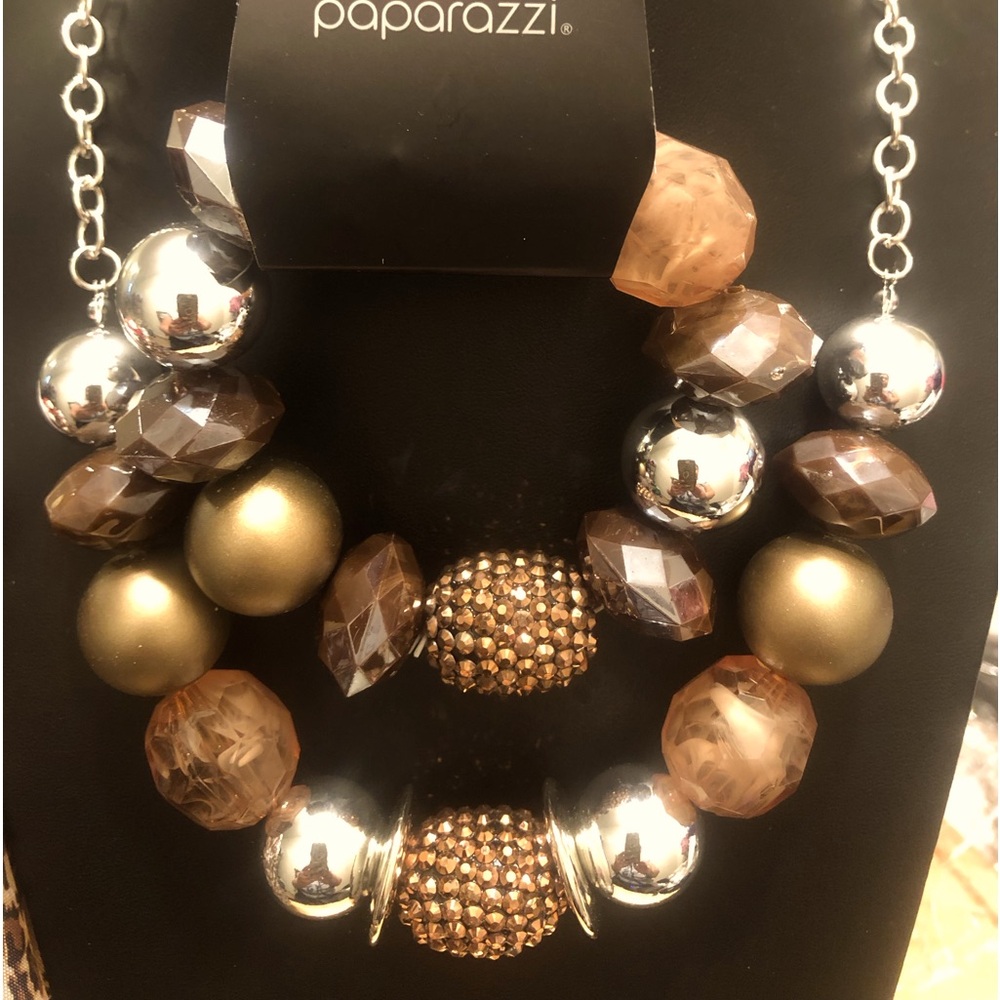 Chunky necklace & matching bracelet set